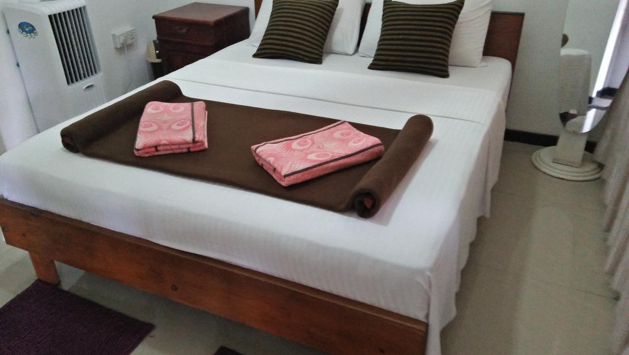 59B Rest Inn Ella Luaran gambar