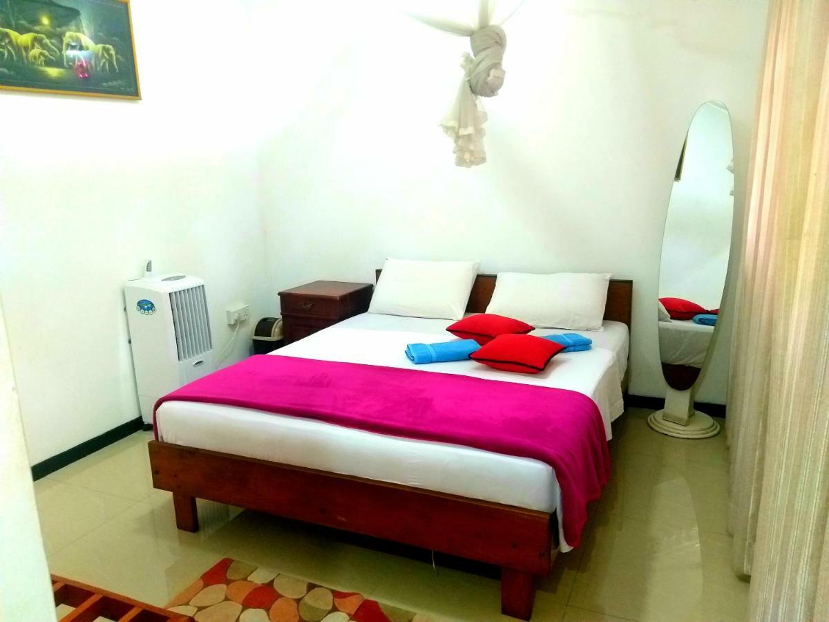 59B Rest Inn Ella Luaran gambar